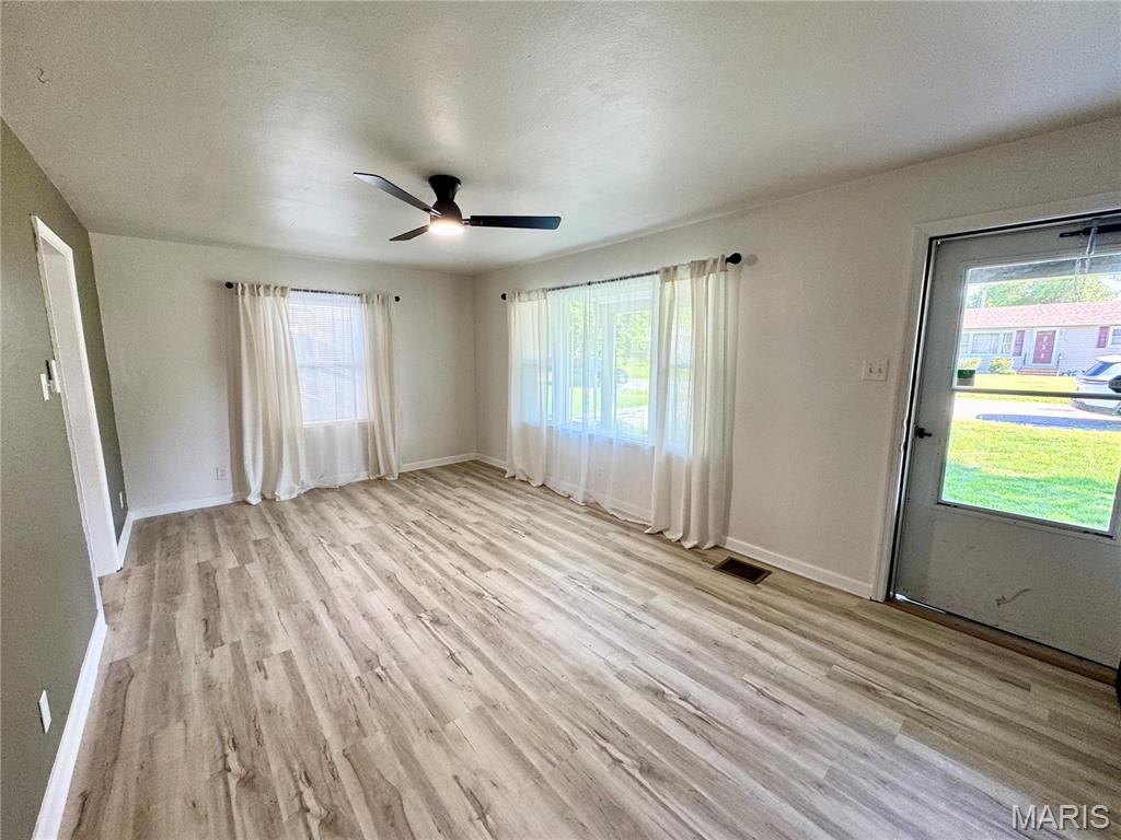 312 Joy Drive O'Fallon, IL 62269 - Photo 5 of 44