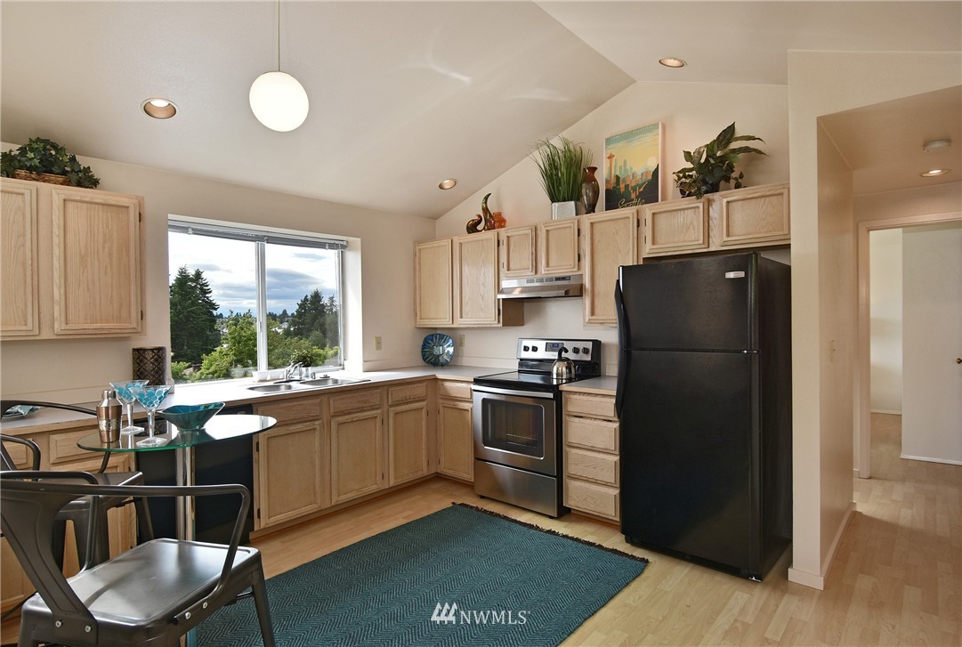 2134 North 87th Street Seattle, WA 98103 - Photo 14 of 22 Gallery Image 14