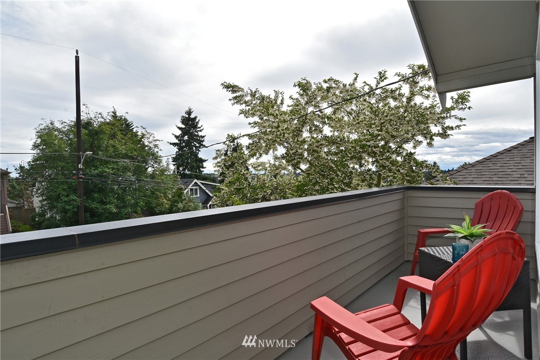 2134 North 87th Street Seattle, WA 98103 - Photo 9 of 22 Gallery Image 9