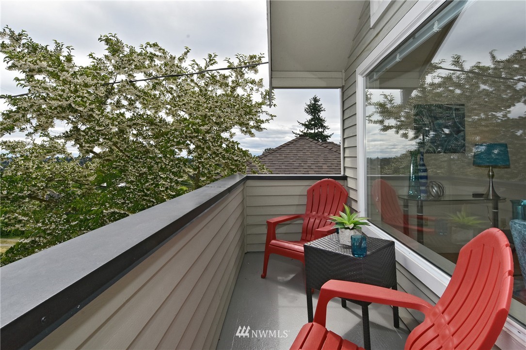 2134 North 87th Street Seattle, WA 98103 - Photo 10 of 22 Gallery Image 10