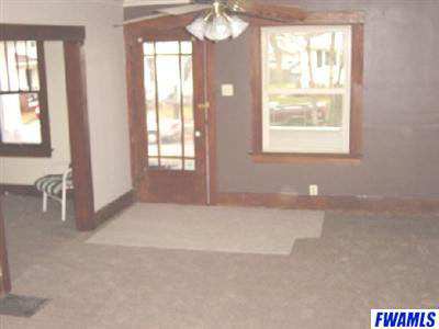 2312 Oakridge Road Fort Wayne, IN 46805 - Photo 4 of 8 Gallery Image 4