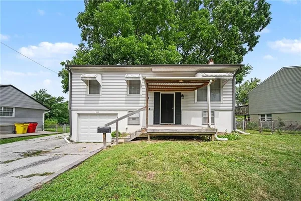 $234,900 | 820 North Choctaw Avenue, Independence, MO 64056