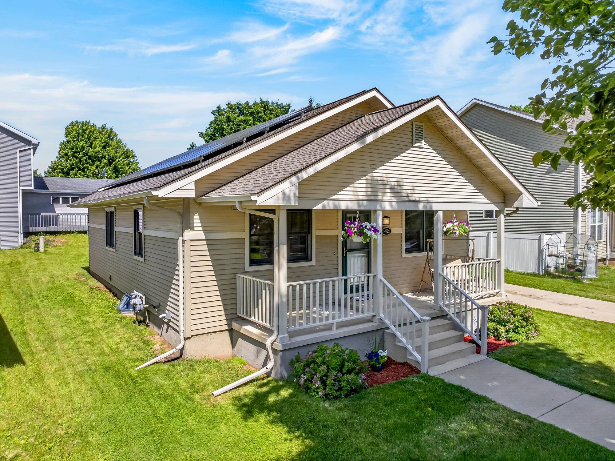 4722 Freese Lane Madison, WI 53718 - Photo 2 of 59