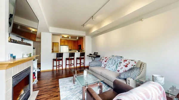 $2,350 | 560 North 2nd Street, Unit 300, Minneapolis, MN 55401