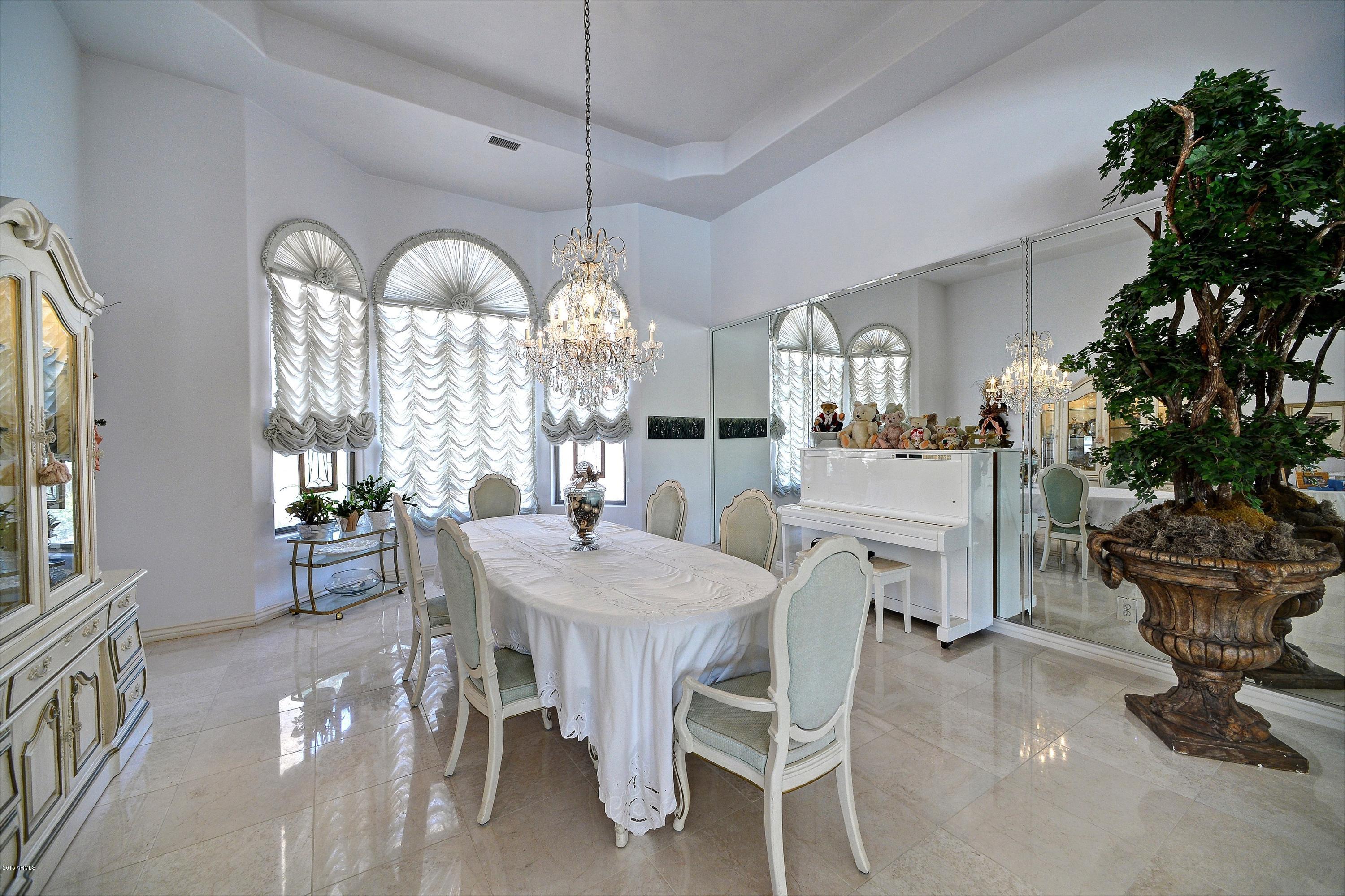 8205 North Coconino Road Paradise Valley, AZ 85253 - Photo 8 of 25 008_Dining