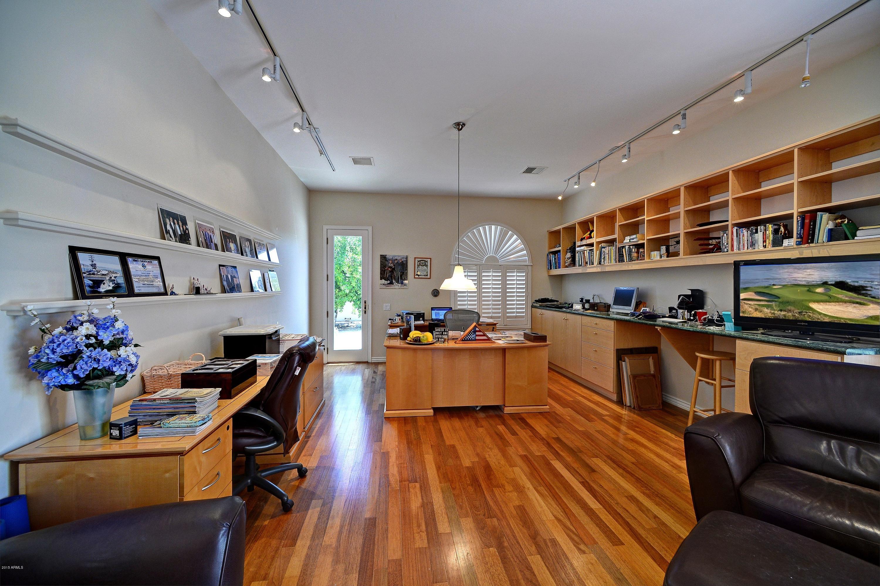 8205 North Coconino Road Paradise Valley, AZ 85253 - Photo 9 of 25 011_Office