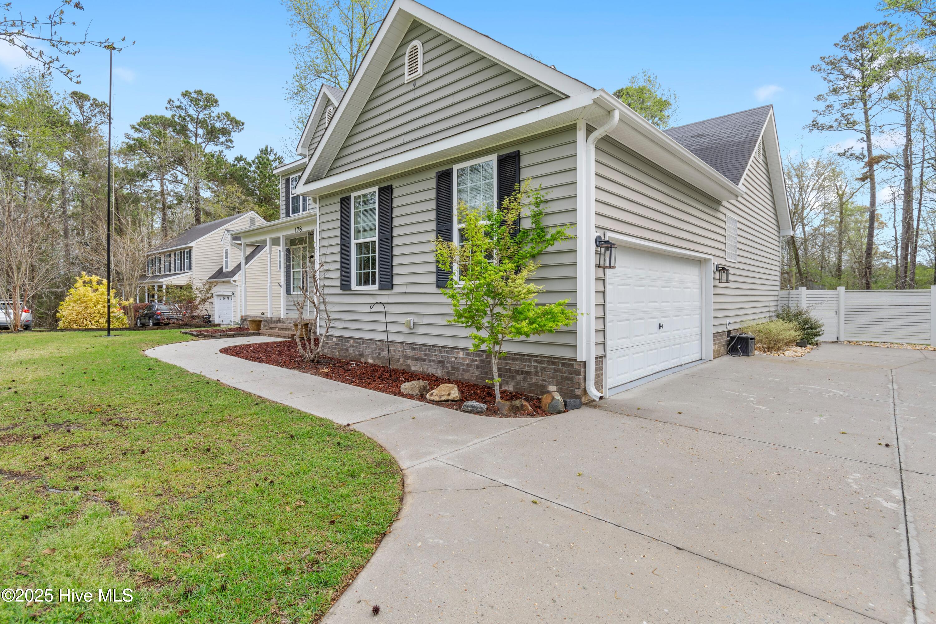 178 Winding Branch Road Hampstead, NC 28443 - Photo 3 of 52 178WindingBranchRd - 3