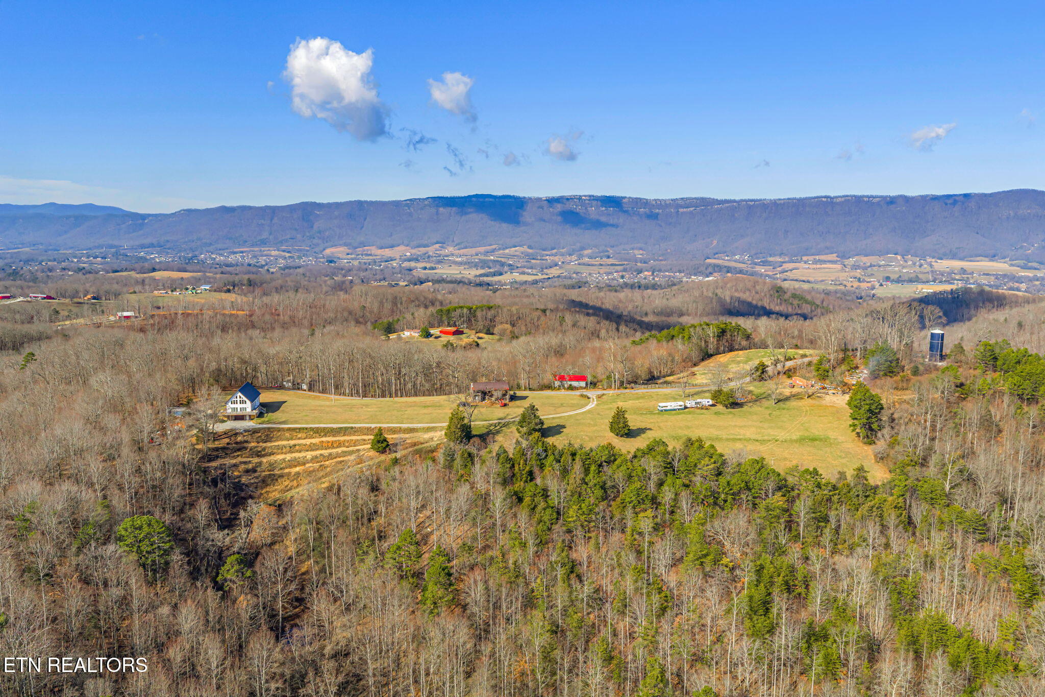 264 Victory Road La Follette, TN 37766 - Photo 5 of 54 51-web-or-mls-264 Victory Cross Road-51