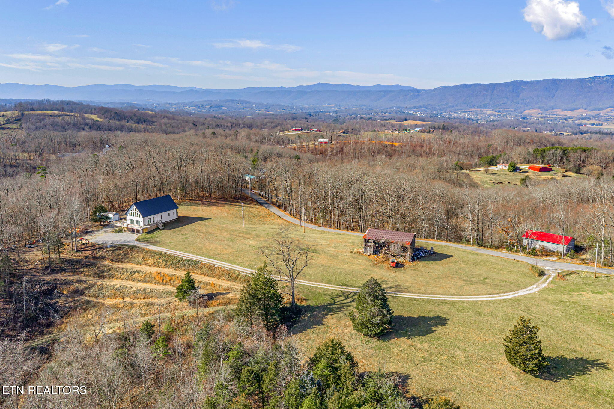 264 Victory Road La Follette, TN 37766 - Photo 8 of 54 48-web-or-mls-264 Victory Cross Road-48