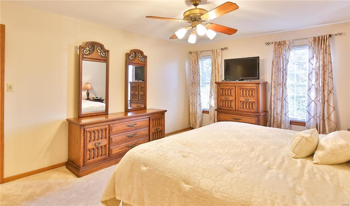 782 Strafford Ridge Drive Ballwin, MO 63021 - Photo 24 of 54 Gallery Image 24