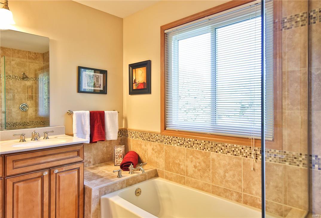 782 Strafford Ridge Drive Ballwin, MO 63021 - Photo 27 of 54 Gallery Image 27