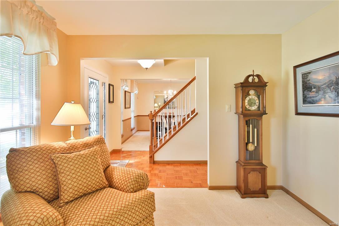 782 Strafford Ridge Drive Ballwin, MO 63021 - Photo 6 of 54 Gallery Image 6