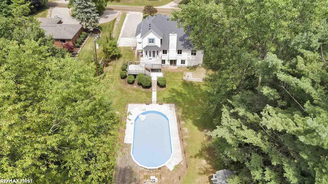 924 East Gunn Road Rochester, MI 48306 - Photo 9 of 49