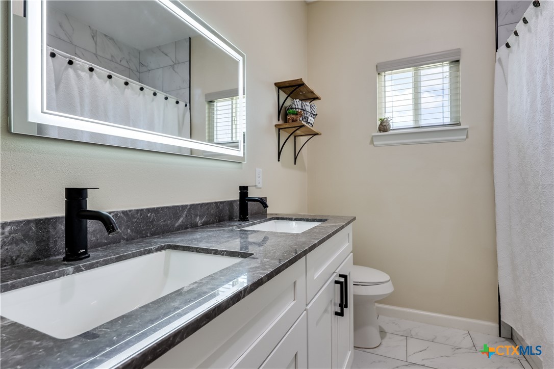 537 Lower Elgin Road Elgin, TX 78621 - Photo 25 of 45