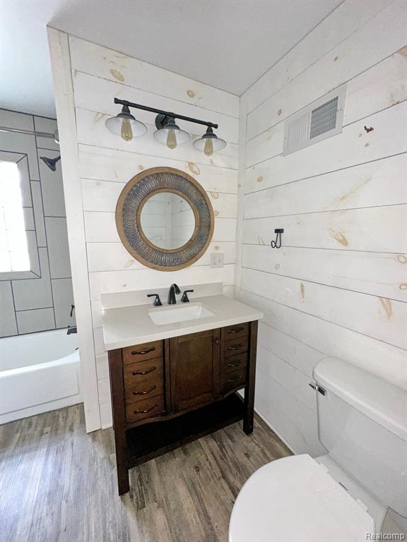 6430 Bishop Road Lansing, MI 48911 - Photo 12 of 19 Gallery Image 12