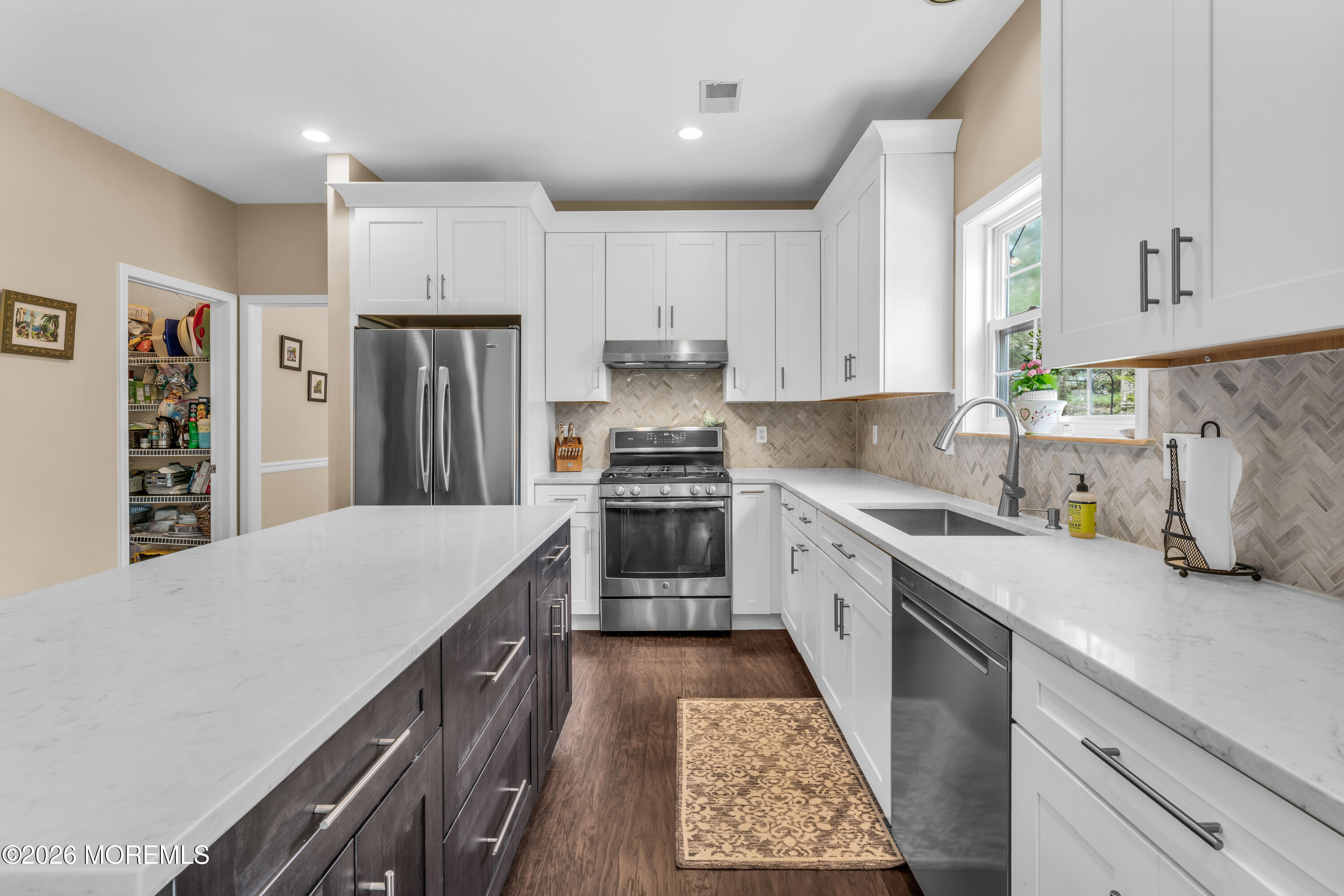 3 Ramapo Court Colts Neck, NJ 07722 - Photo 16 of 59 3 Ramapo Kitchen 4