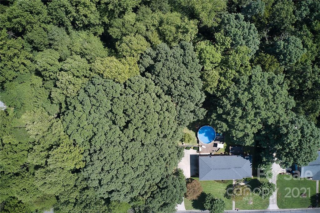 804 Hillside Street Southwest Valdese, NC 28690 - Photo 10 of 25 an aerial view of a house with a yard