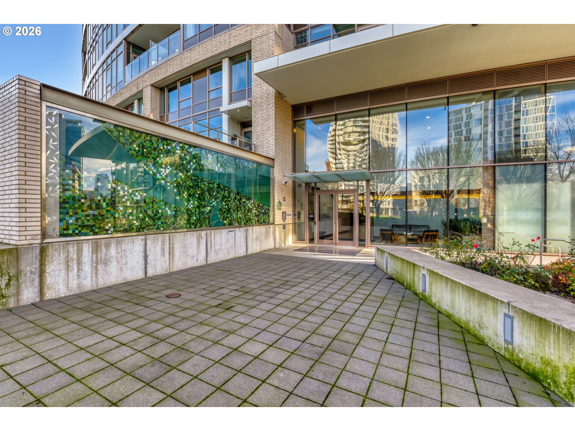 949 Northwest Overton Street, Unit 513 Portland, OR 97209 - Photo 2 of 35