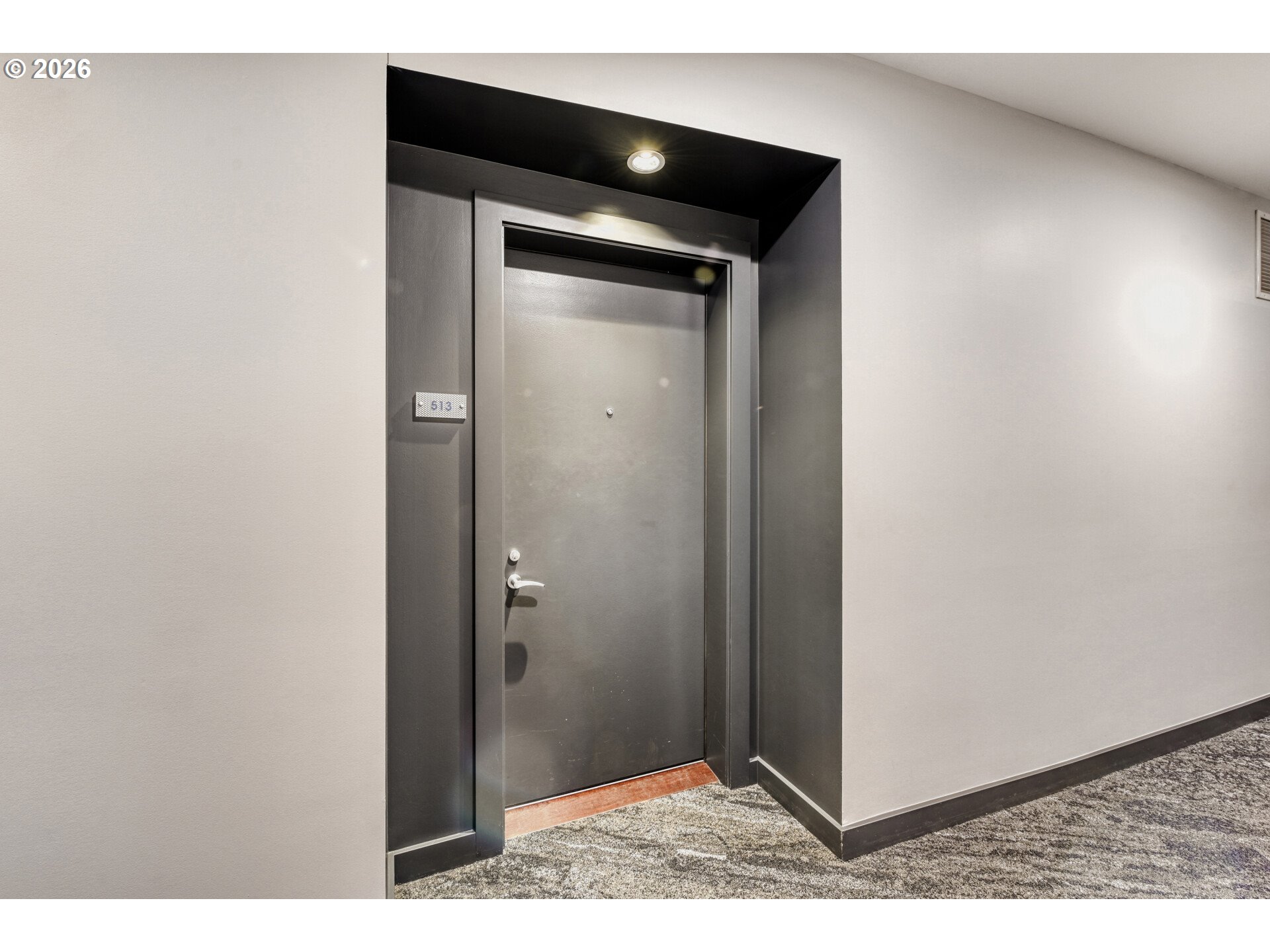 949 Northwest Overton Street, Unit 513 Portland, OR 97209 - Photo 4 of 35 a view of a elevator