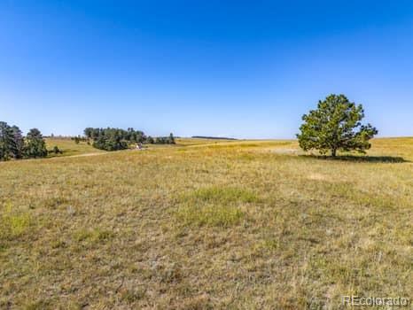 32147 Waylongood Point Kiowa, CO 80117 - Photo 11 of 19 a view of an ocean