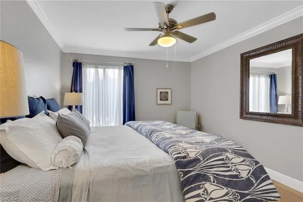 $1,295,000 | 638 7th Avenue South, Unit B638, Naples, FL 34102