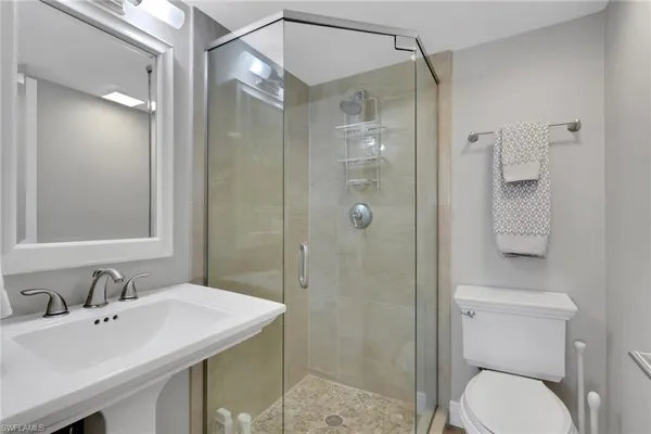 $1,295,000 | 638 7th Avenue South, Unit B638, Naples, FL 34102