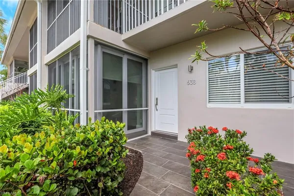 $1,295,000 | 638 7th Avenue South, Unit B638, Naples, FL 34102