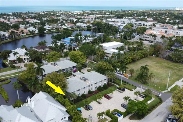 $1,295,000 | 638 7th Avenue South, Unit B638, Naples, FL 34102