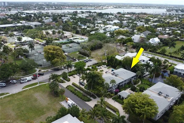 $1,295,000 | 638 7th Avenue South, Unit B638, Naples, FL 34102