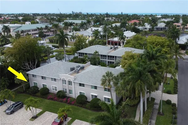 $1,295,000 | 638 7th Avenue South, Unit B638, Naples, FL 34102