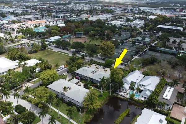 $1,295,000 | 638 7th Avenue South, Unit B638, Naples, FL 34102