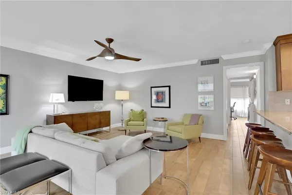 $1,295,000 | 638 7th Avenue South, Unit B638, Naples, FL 34102