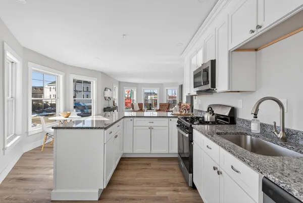 $549,000 | 106 Cumberland Avenue, Unit 101, Portland, ME 04101