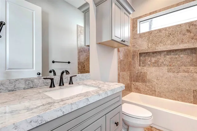 $3,000 | 2771 Freund Street, Houston, TX 77003