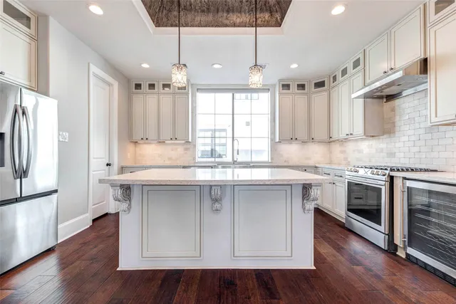 $3,000 | 2771 Freund Street, Houston, TX 77003