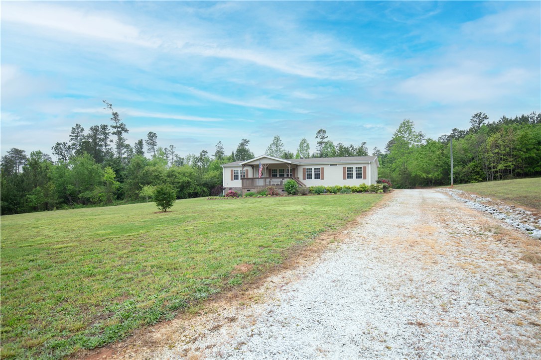 265 State Rd S-37-141 Westminster, SC 29693 - Photo 1 of 37