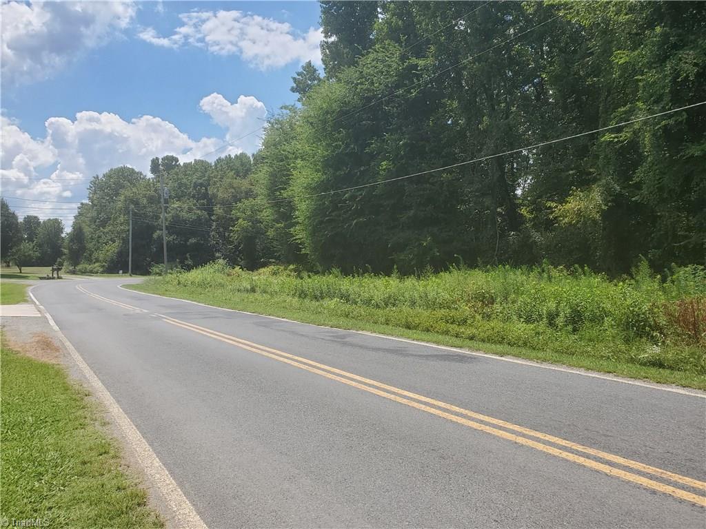 1008 Riverview Rd Extension Lexington, NC 27292 - Photo 7 of 11