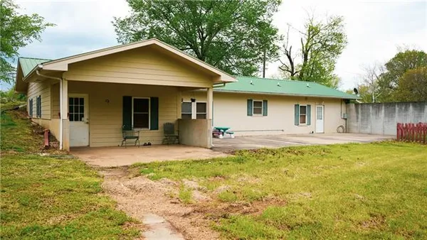 $280,000 | 308 East 233rd Street, Cleveland, MO 64734