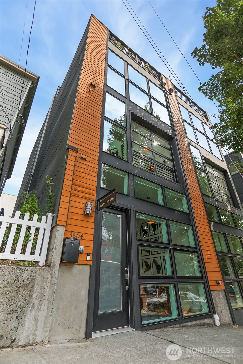 3604 Palatine Avenue North Seattle, WA 98103 - Photo 4 of 29 a view of a balcony