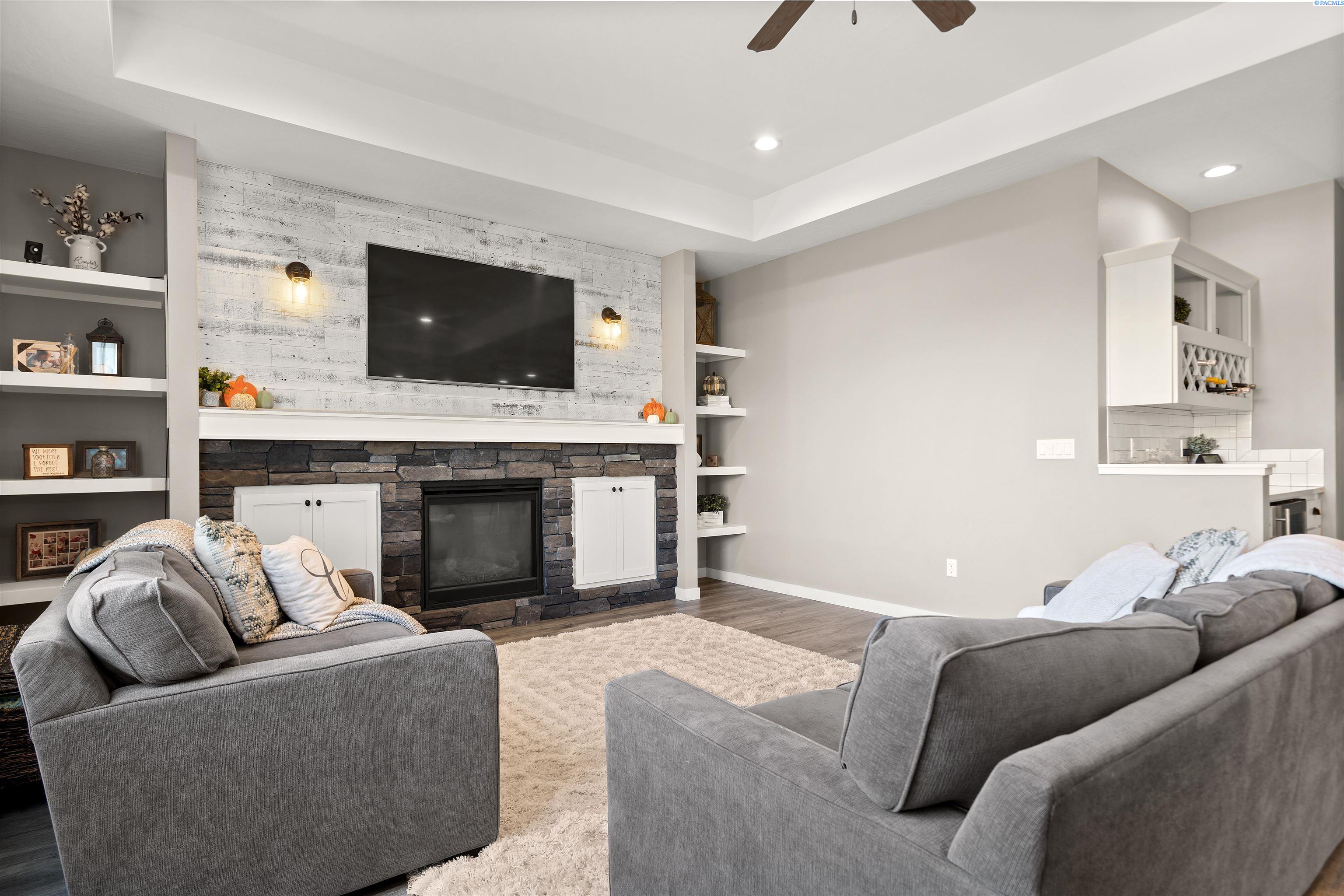 8901 Sophie Rae Court Pasco, WA 99301 - Photo 8 of 28 Gallery Image 8