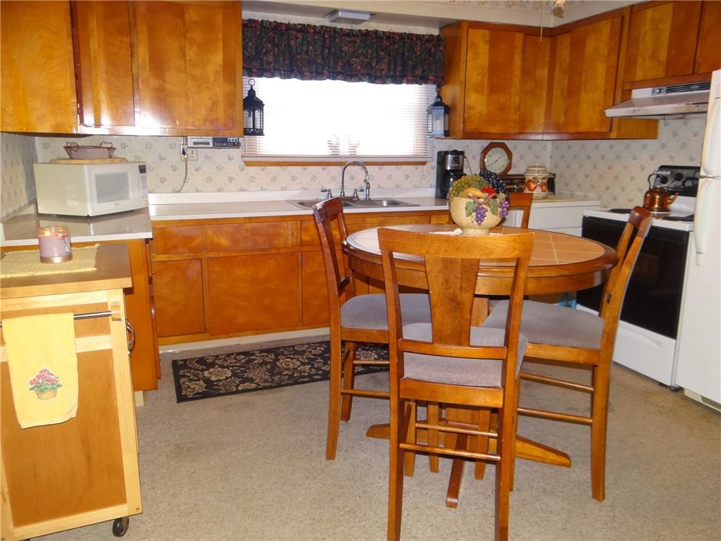 419 Farmview Road Mount Pleasant, PA 15666 - Photo 2 of 9 Gallery Image 2