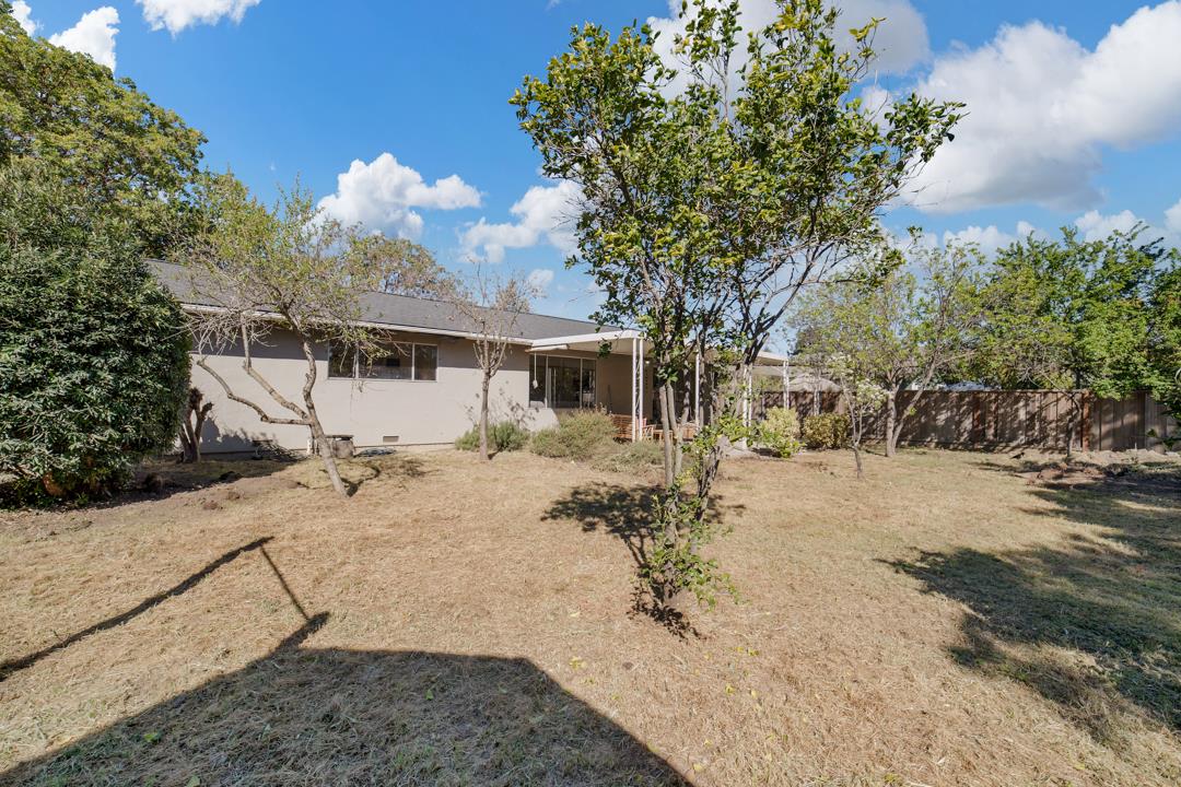 835 Fillippelli Drive Gilroy, CA 95020 - Photo 33 of 45