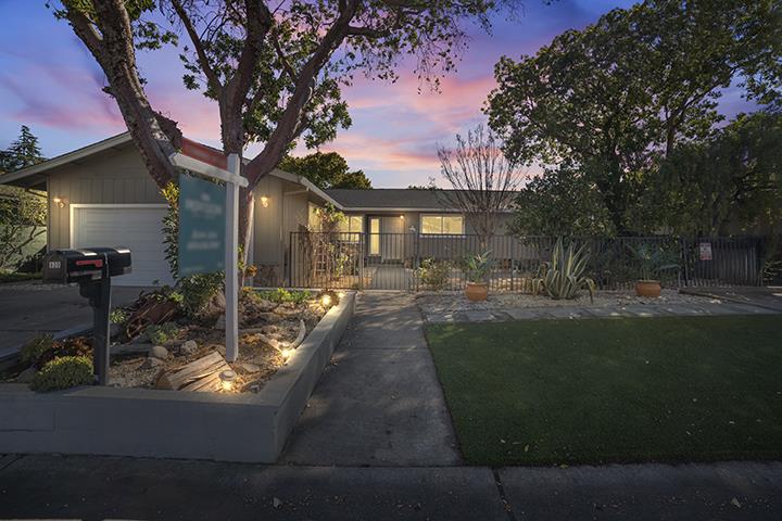835 Fillippelli Drive Gilroy, CA 95020 - Photo 44 of 45 a front view of a house with garden