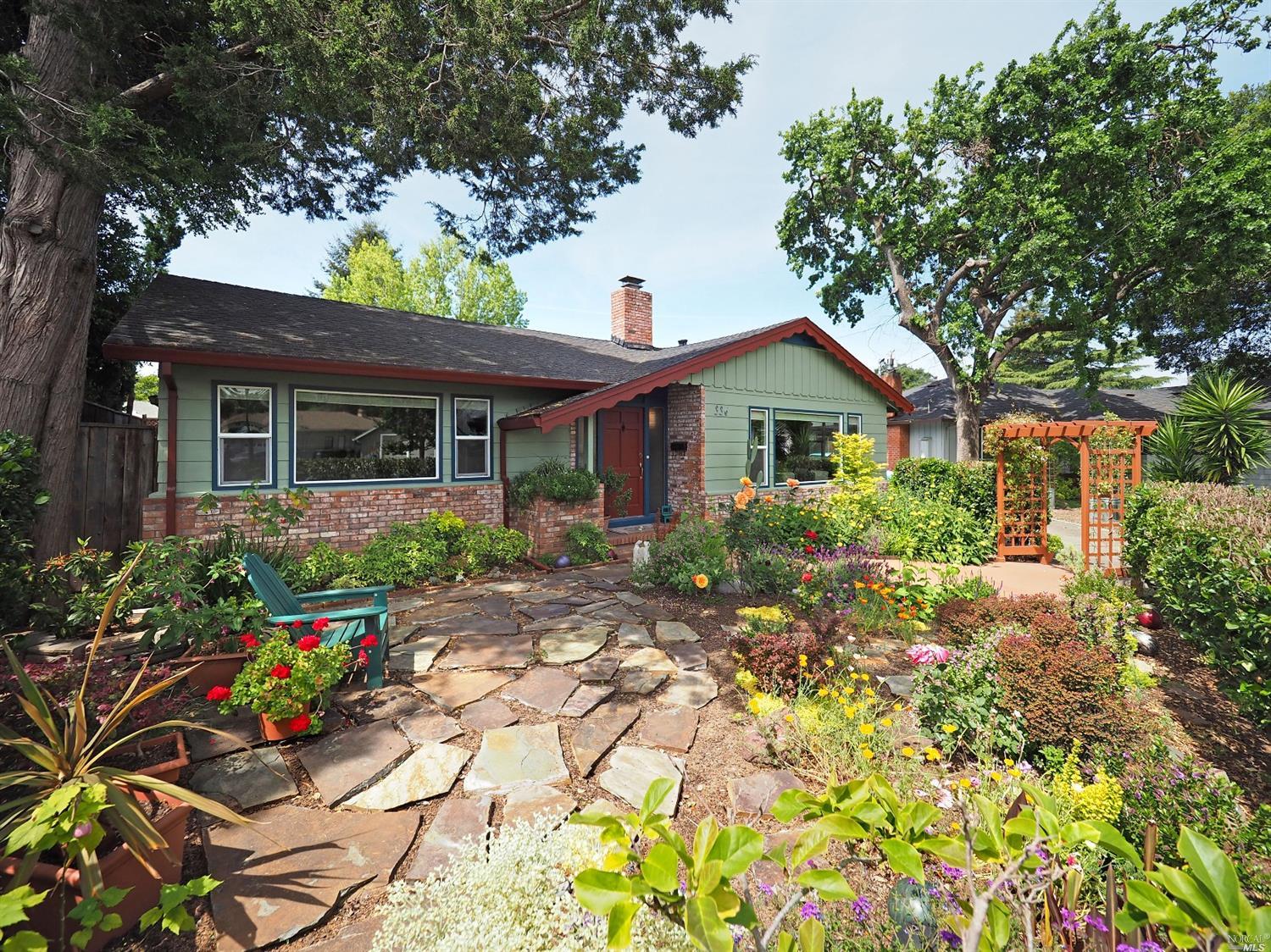336 Denton Way Santa Rosa, CA 95401 - Photo 1 of 1 a front view of a house with a yard
