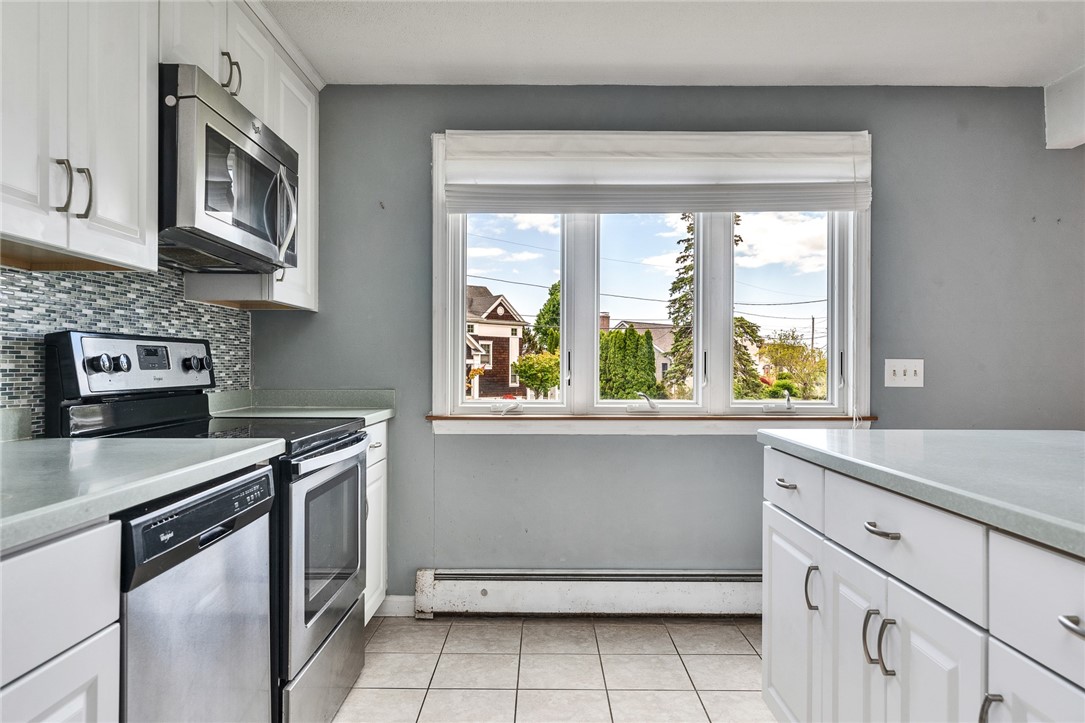 84 East Shore Road Narragansett, RI 02882 - Photo 12 of 37