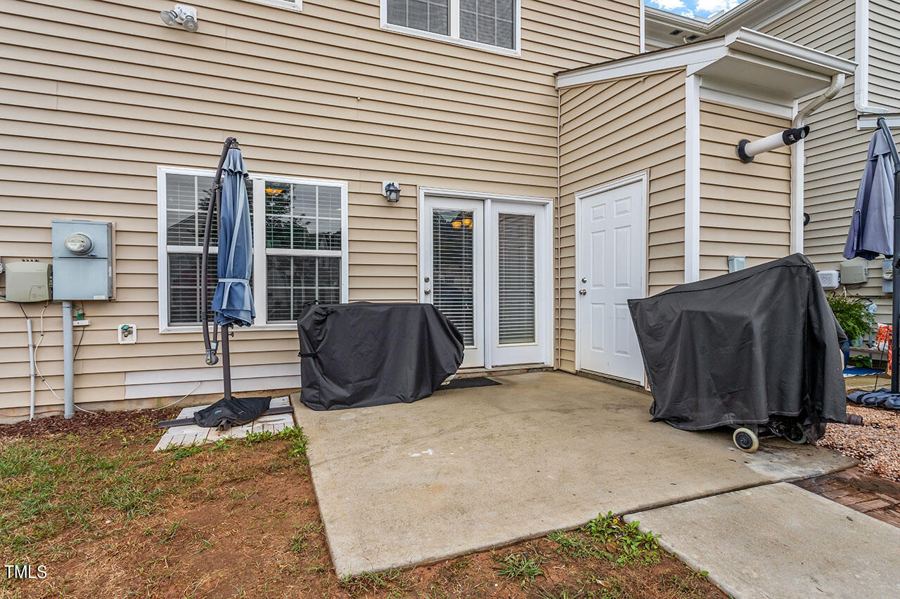 947 Ileagnes Road Raleigh, NC 27603 - Photo 31 of 35 947 Ileagnes Road