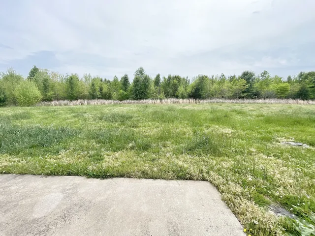 $1,100 | 382 Mcgee Court, Unit 3, Clarksville, TN 37040