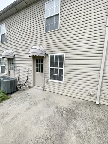 $1,100 | 382 Mcgee Court, Unit 3, Clarksville, TN 37040