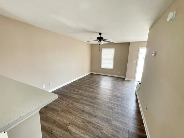 $1,100 | 382 Mcgee Court, Unit 3, Clarksville, TN 37040