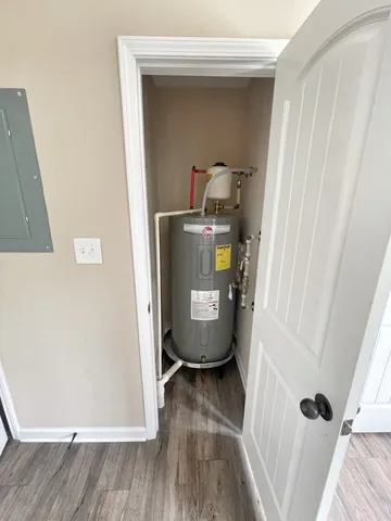 $1,100 | 382 Mcgee Court, Unit 3, Clarksville, TN 37040